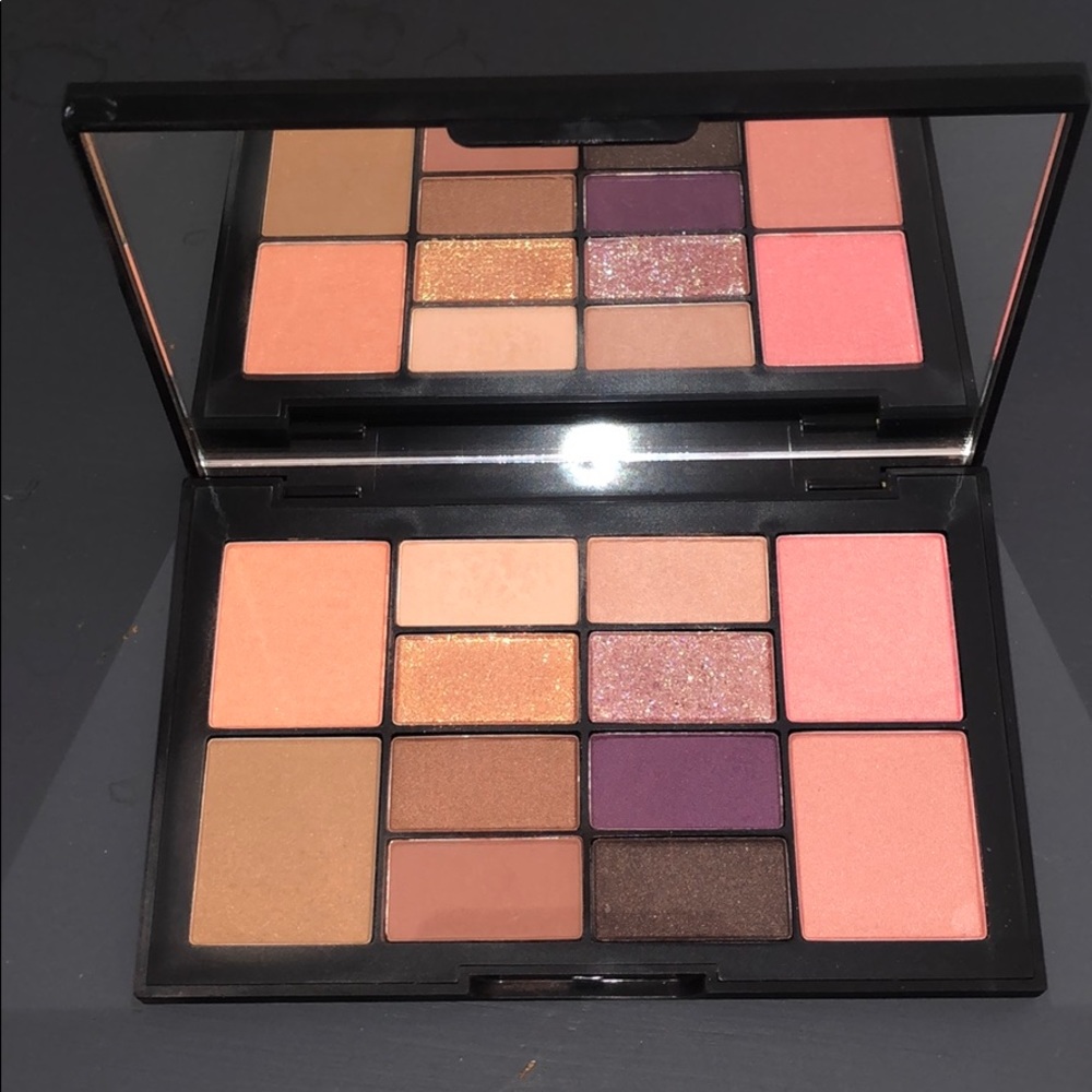 NARS makeup your mind palette